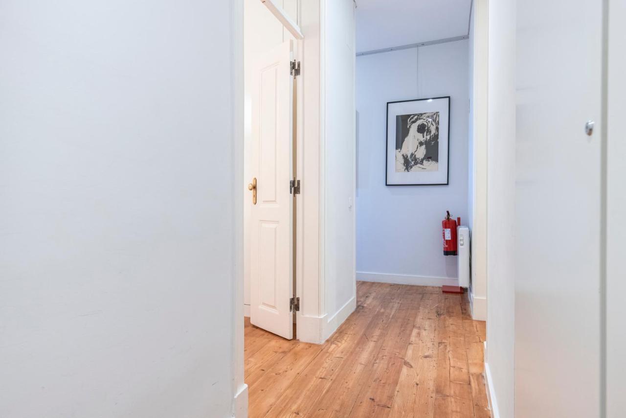 Castelo Design Aparment W/ Balcony & Super View By Lovelystay Lisboa Eksteriør billede